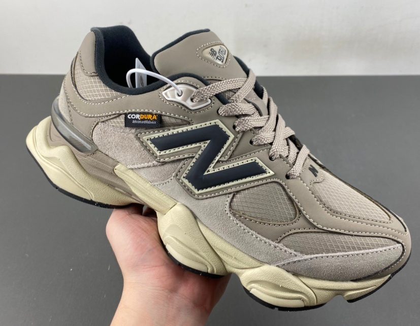 Top Savings Strategies: Bulk Shopping, Fashion Finds & Shoes Wholesale Nike 1 image 65